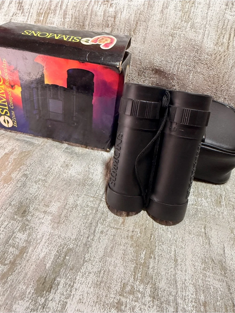 Simons Black Compact Binoculars with Branded Carry Case